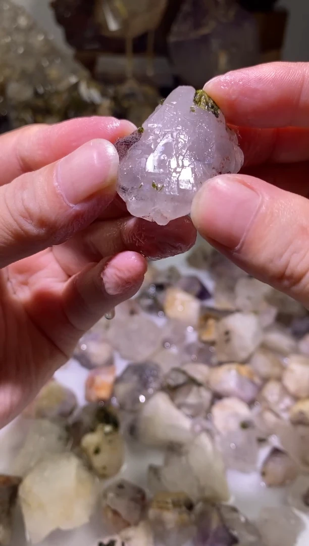 未镶嵌珠宝半成品水晶77号四川超七花园水晶