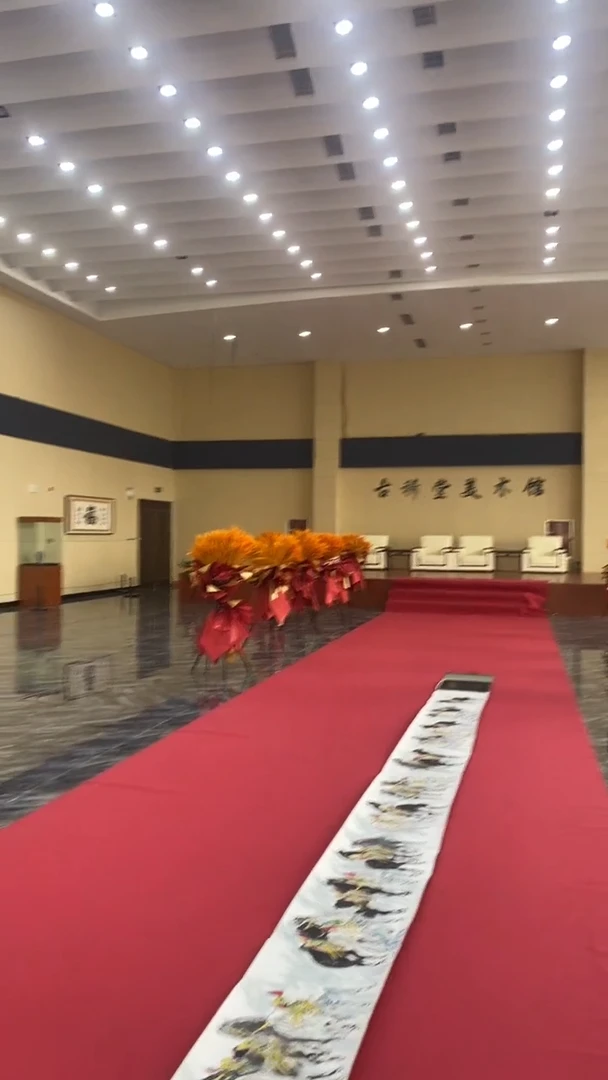 国画李新社八骏图长卷