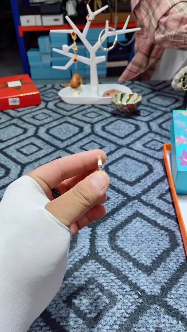 瓷片111111111111@@1