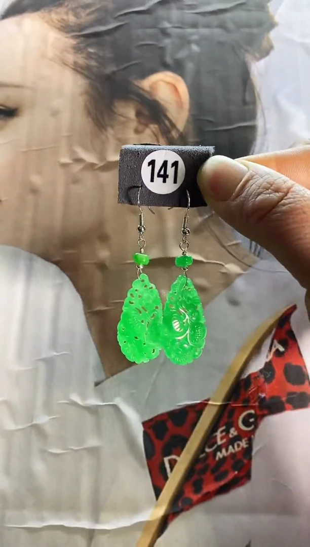 【闪购商品】翡翠耳饰银S925镶嵌141....