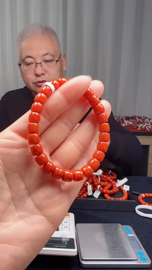 未镶嵌多样性发一件南红玛瑙【高货】柿锦红8mm保山直切单圈