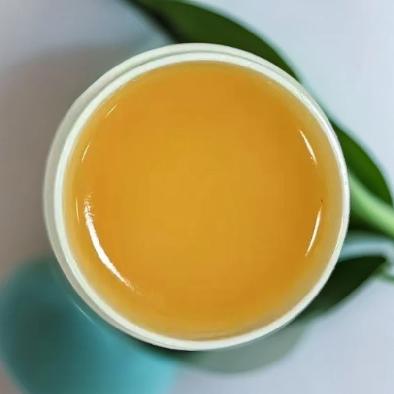 黄芪透润精华唇膜