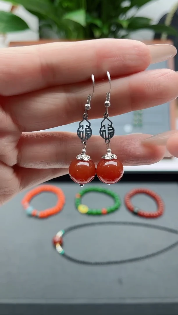 【闪购商品】南红玛瑙耳饰银S925镶嵌333