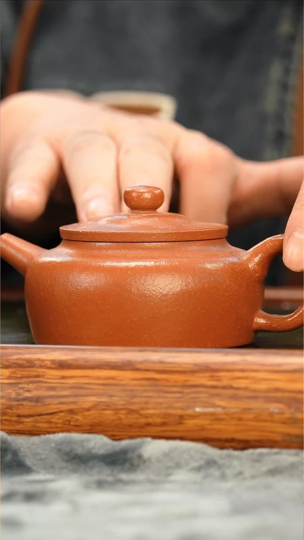 茶壶紫砂降坡立帽