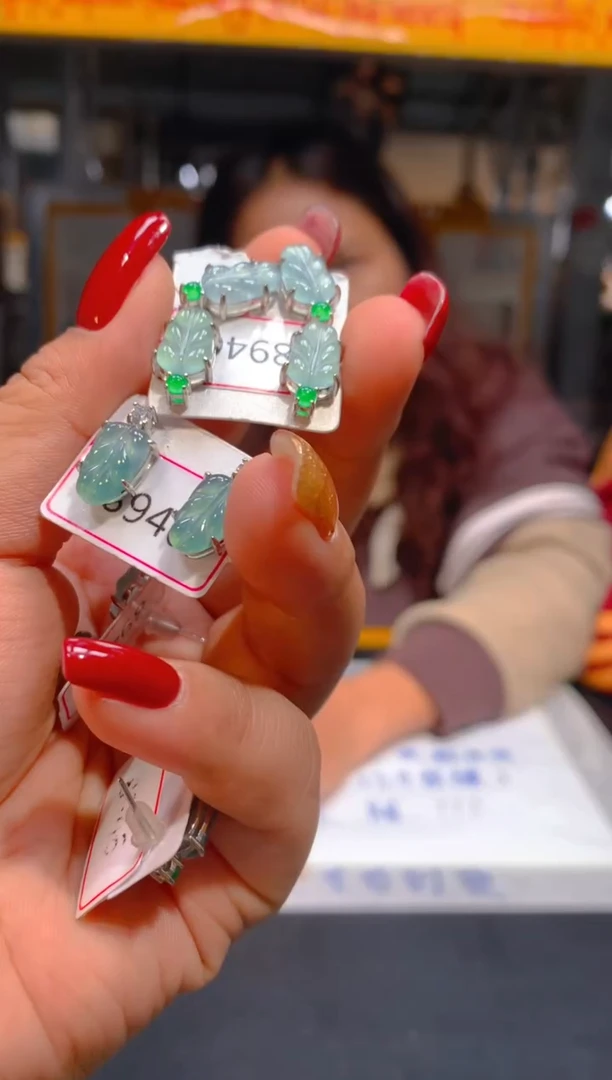 【闪购商品】定制翡翠未镶嵌27定制翡翠-多样性发货（发其一）