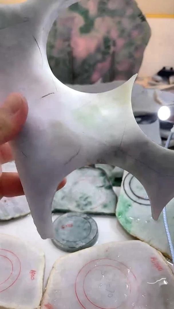 翡翠未镶嵌颈饰0林0翡翠珠宝725