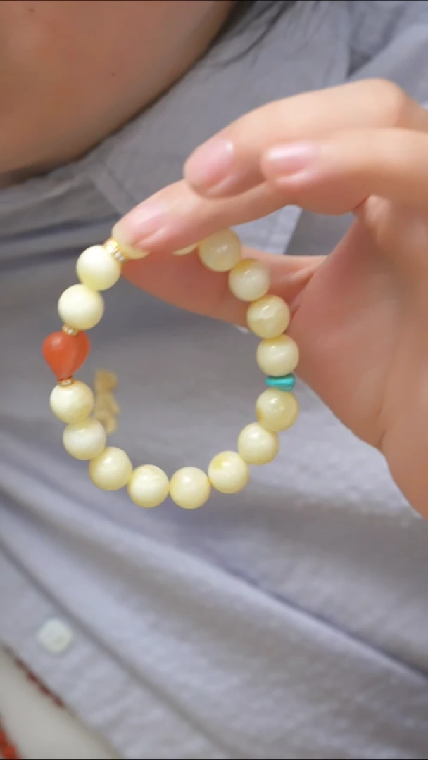 琥珀未镶嵌珠宝奇石 11+