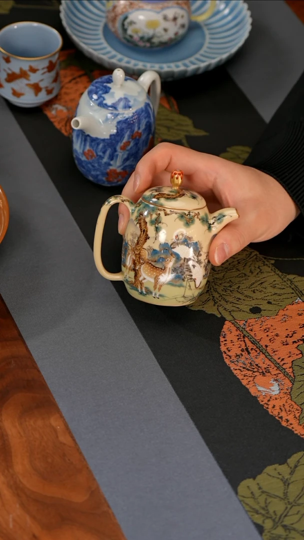 【闪购商品】盛古珍玩 珐琅彩鹿鹤同春壶