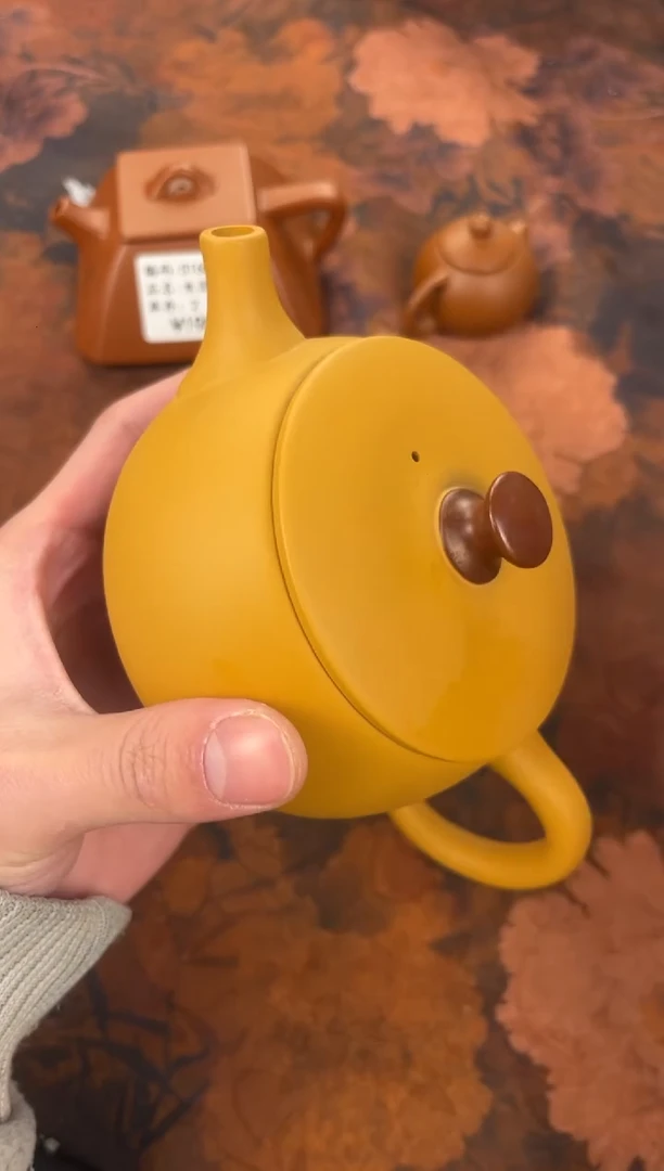 茶杯紫砂-素面黄段汉瓦 红顶