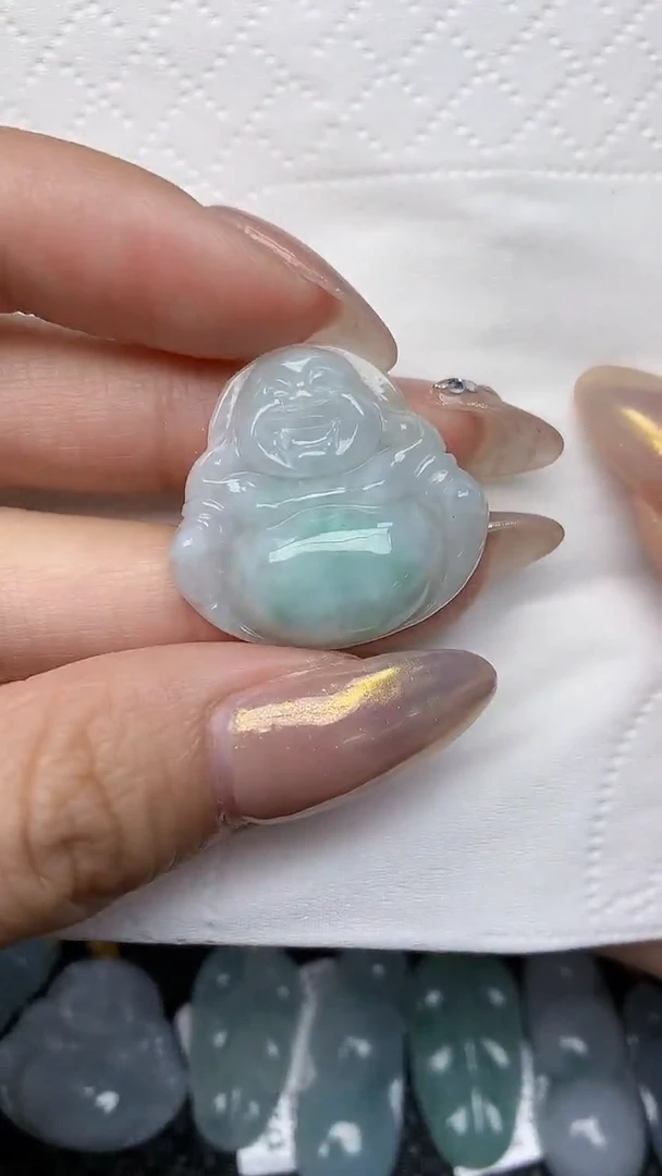 【闪购商品】翡翠颈饰未镶嵌天然翡翠A货，