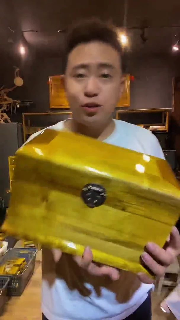 木金丝楠木制品箱子32*18*20
