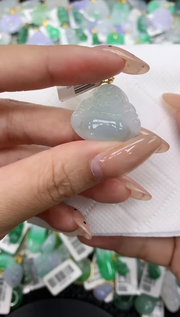 颈饰18K金镶嵌翡翠a货百元一下同包裹多件发出的只收取一单运费