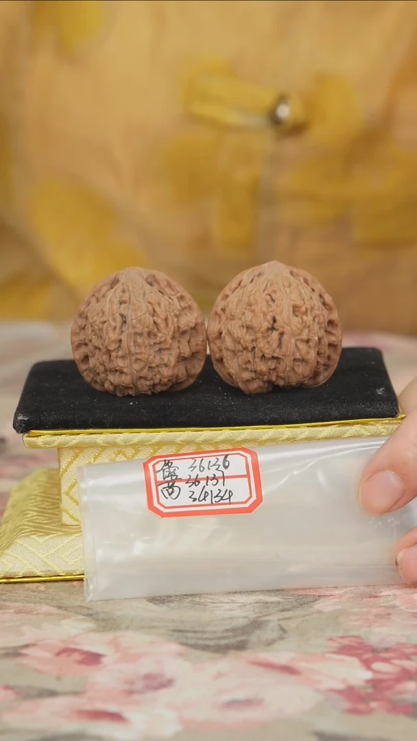 把件文玩核桃密纹