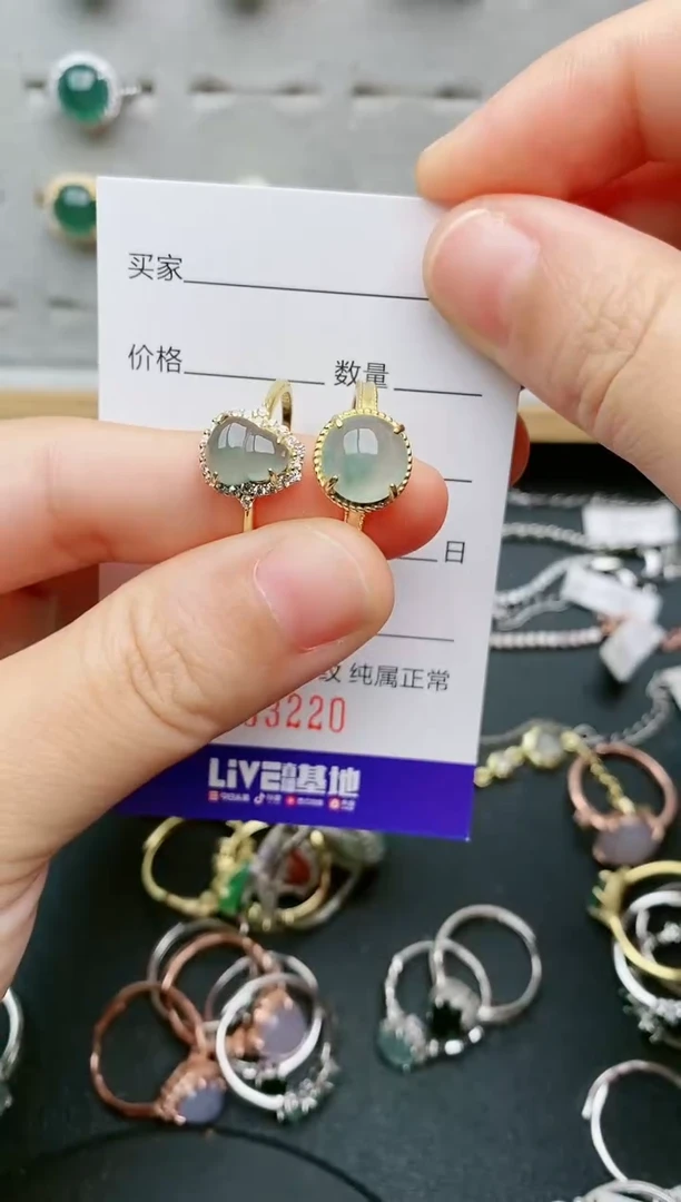 翡翠戒指银S925镶嵌4654654
