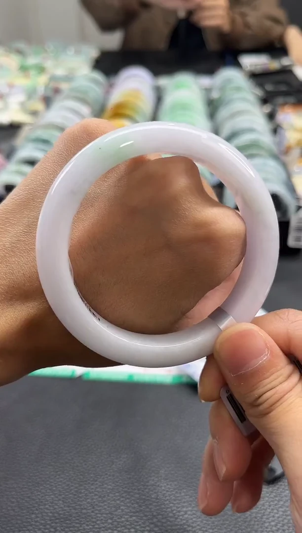 未镶嵌手镯翡翠翡翠18   正圈5657