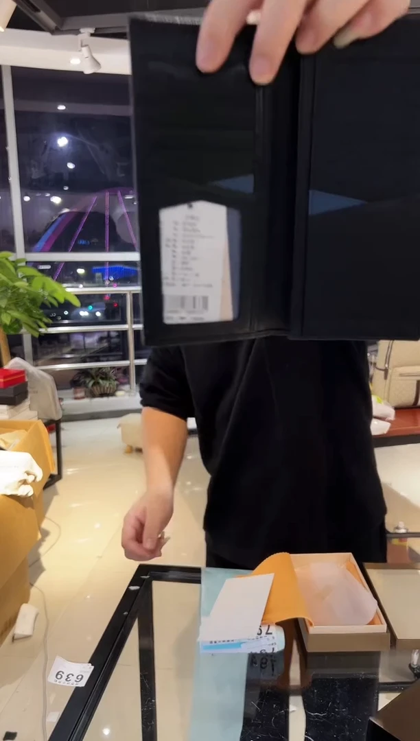 头层牛皮韩爵绅士包包皮具791