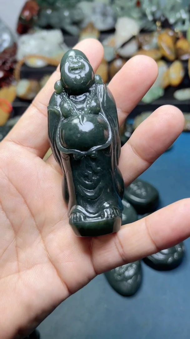 未镶嵌和田玉把件-