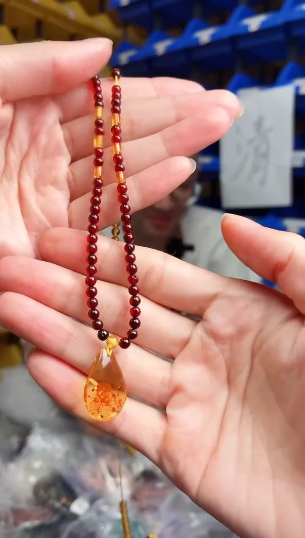 琥珀颈饰未镶嵌332