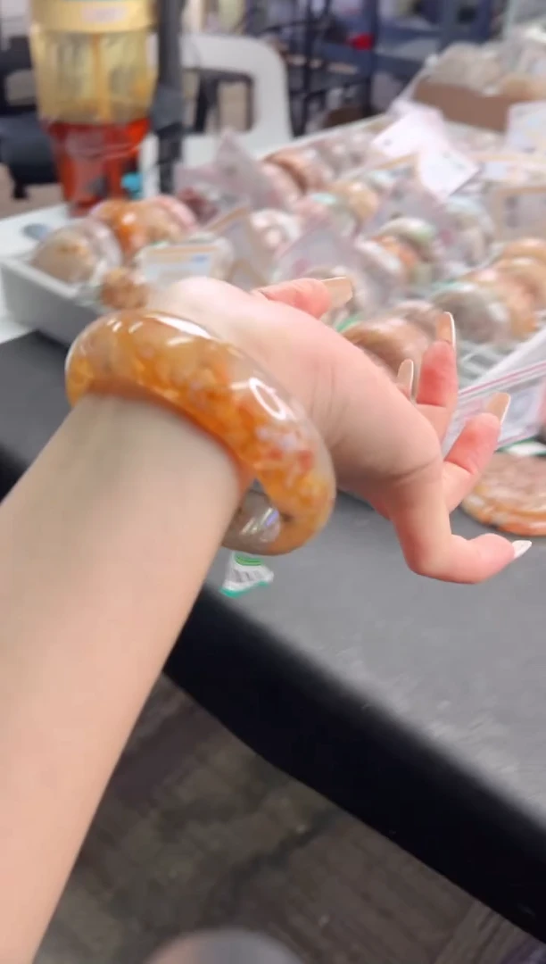 未镶嵌手镯石英质玉尘*丷圈口（赠品镯心）