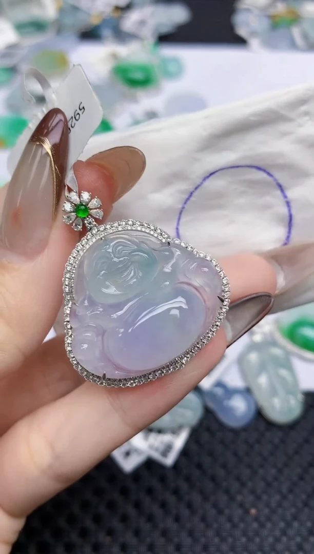 颈饰18K金镶嵌翡翠306   天然翡翠A货  百元以上9米证书费自理