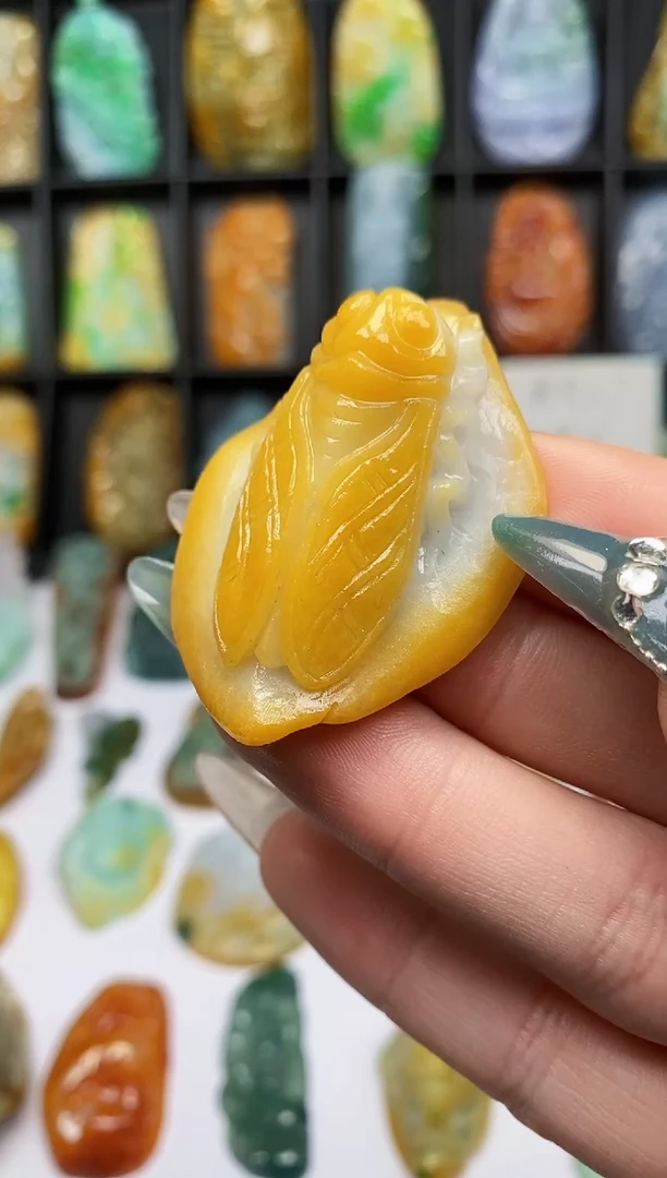 【闪购商品】定制翡翠未镶嵌A货翡翠