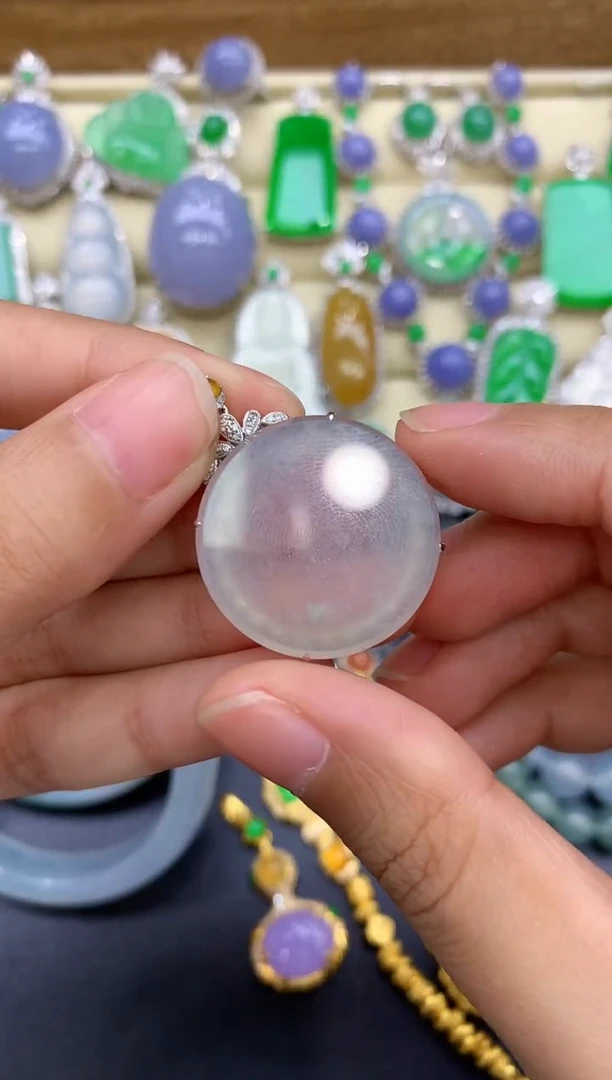 颈饰18K金镶嵌翡翠121-中国好珍宝