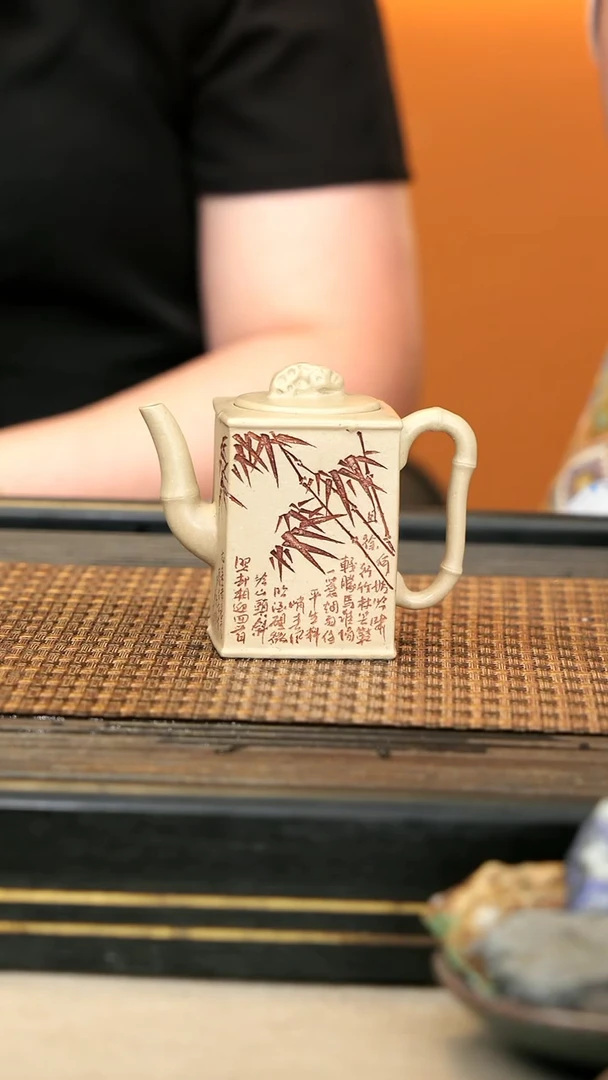 紫砂壶THF31《云石·方竹》本山绿