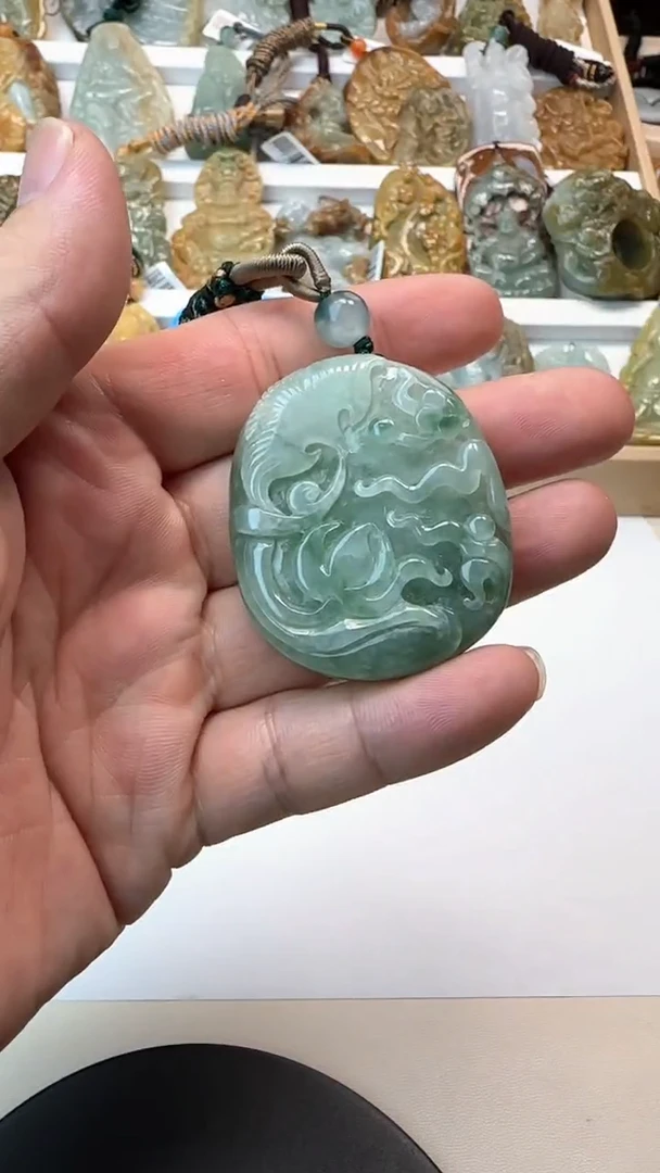 颈饰未镶嵌翡翠天然翡翠