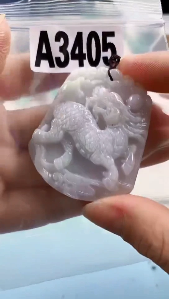 翡翠未镶嵌颈饰天然翡翠吊坠挂件
