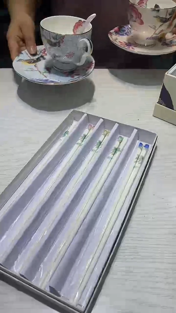 瓷片生活的本意就是开心@@1