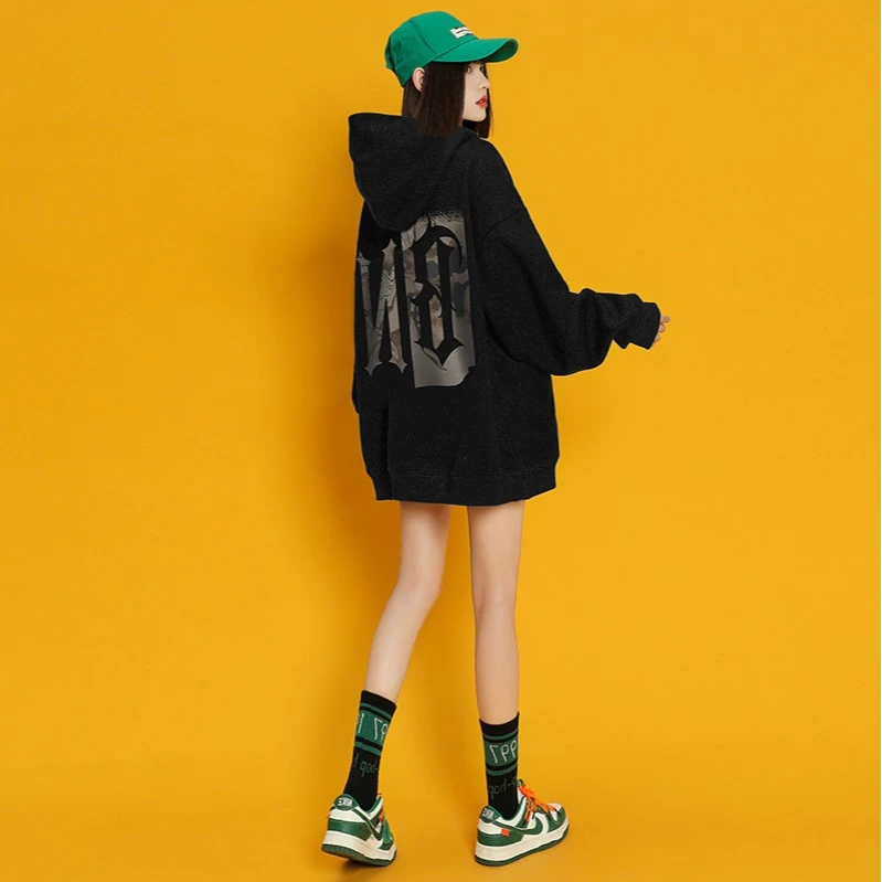 山东青岛即墨卫衣2025新款女中长款遮屁股秋冬加绒加厚搭配鲨鱼裤