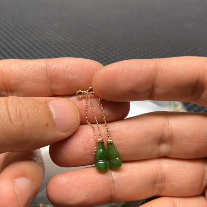 【老郑家】18K镶和田玉葫芦耳坠一对 (多样性发一件)