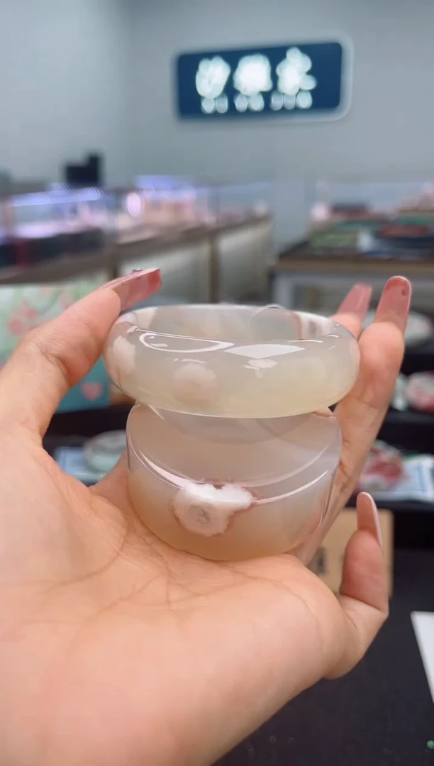 石英质玉手镯未镶嵌55圈口（赠送镯心）3428470