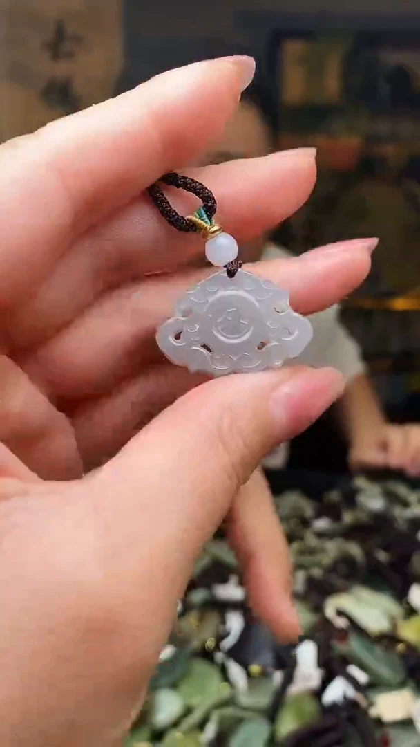 颈饰未镶嵌和田玉多样性发货，拍一发一