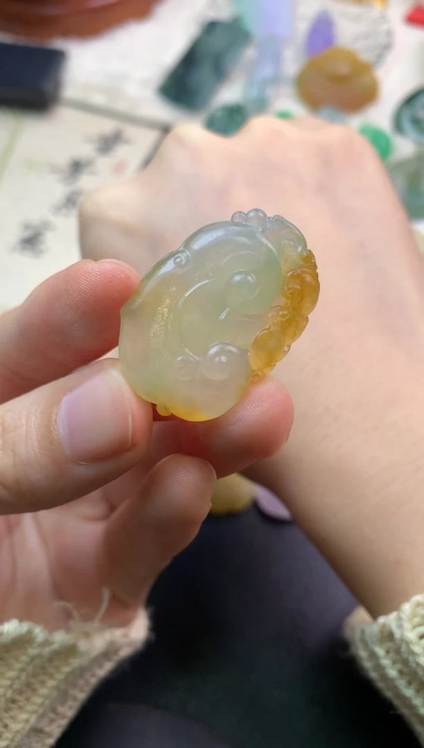 未镶嵌定制翡翠毛货