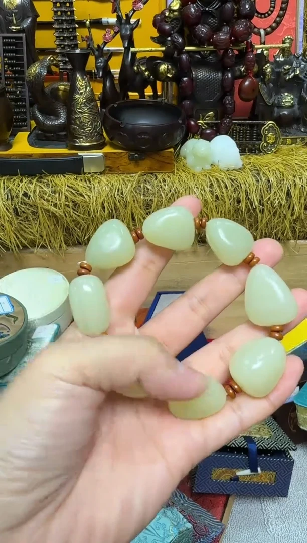 【闪购商品】和田玉颈饰未镶嵌艳艳专属精品链接63