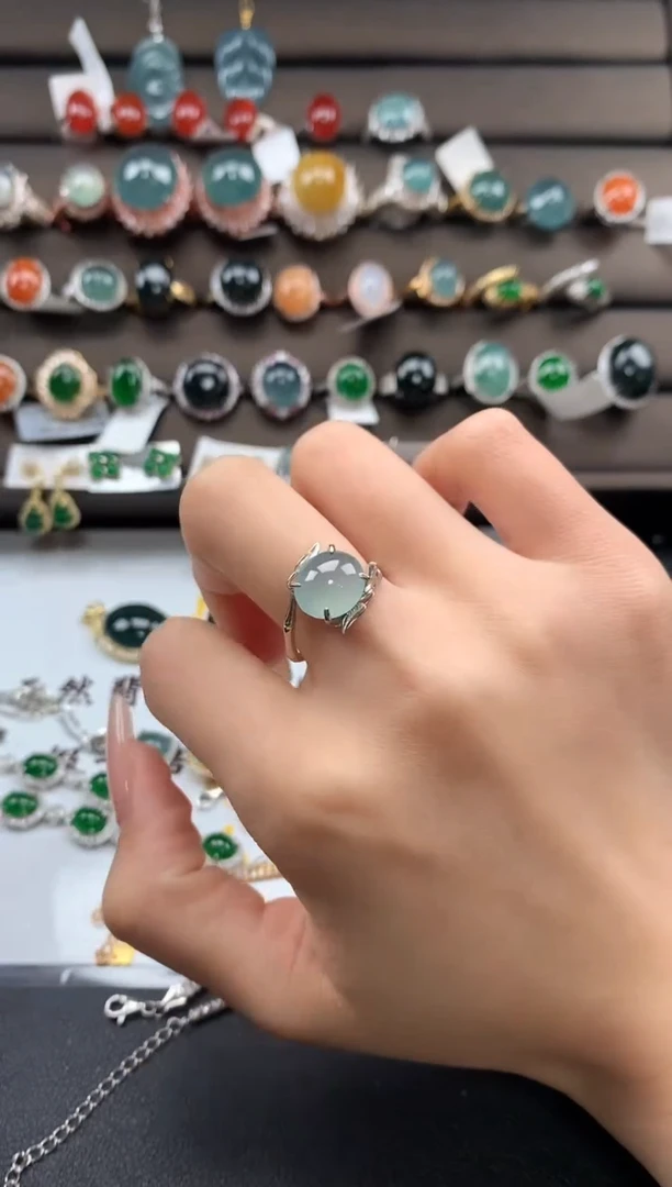 【闪购商品】翡翠戒指银S925镶嵌32132313