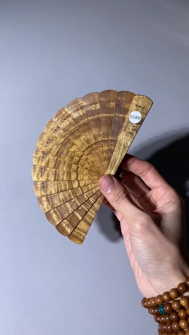 【闪购商品】金丝楠558号10cm金丝楠木小叶桢楠掌中扇