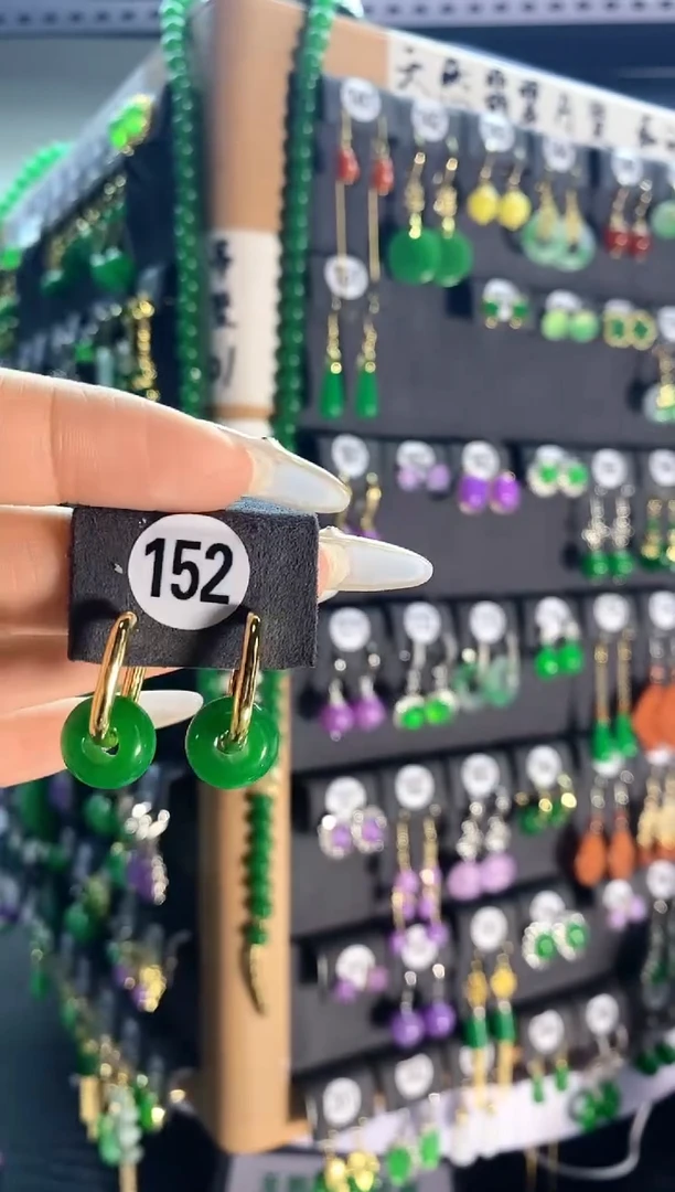 【闪购商品】翡翠耳饰银S925镶嵌152.....