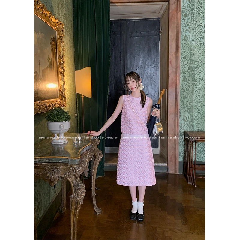 【Mona张绮贤】MONA 潮流小众气质 上衣中腰半裙 O125A00811