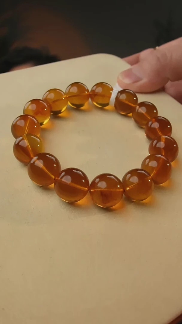 【闪购商品】琥珀颈饰未镶嵌15+灵草珀手串