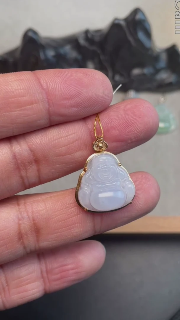 【闪购商品】翡翠吊坠(不含链)18K金镶嵌天然缅甸翡翠A货
