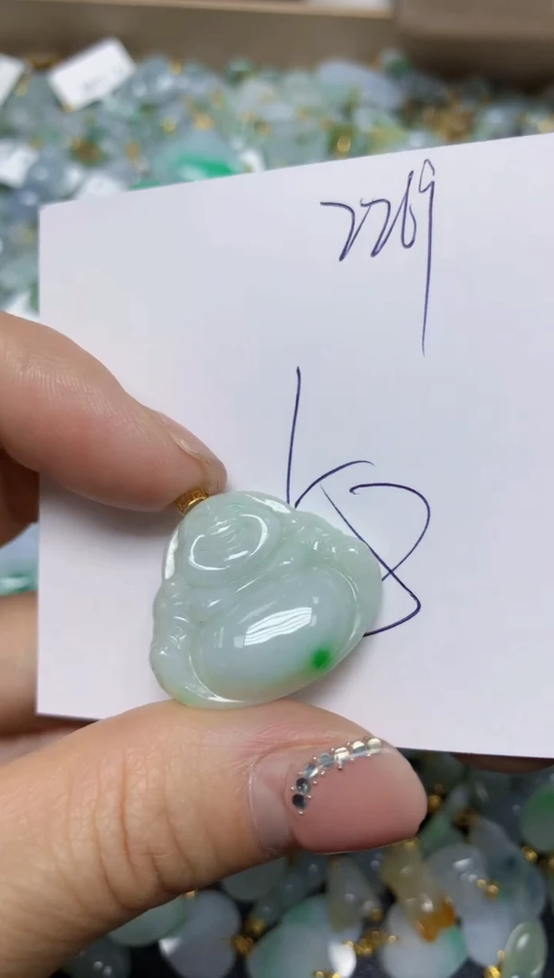 【闪购商品】翡翠挂件18K金镶嵌 天然翡翠A货