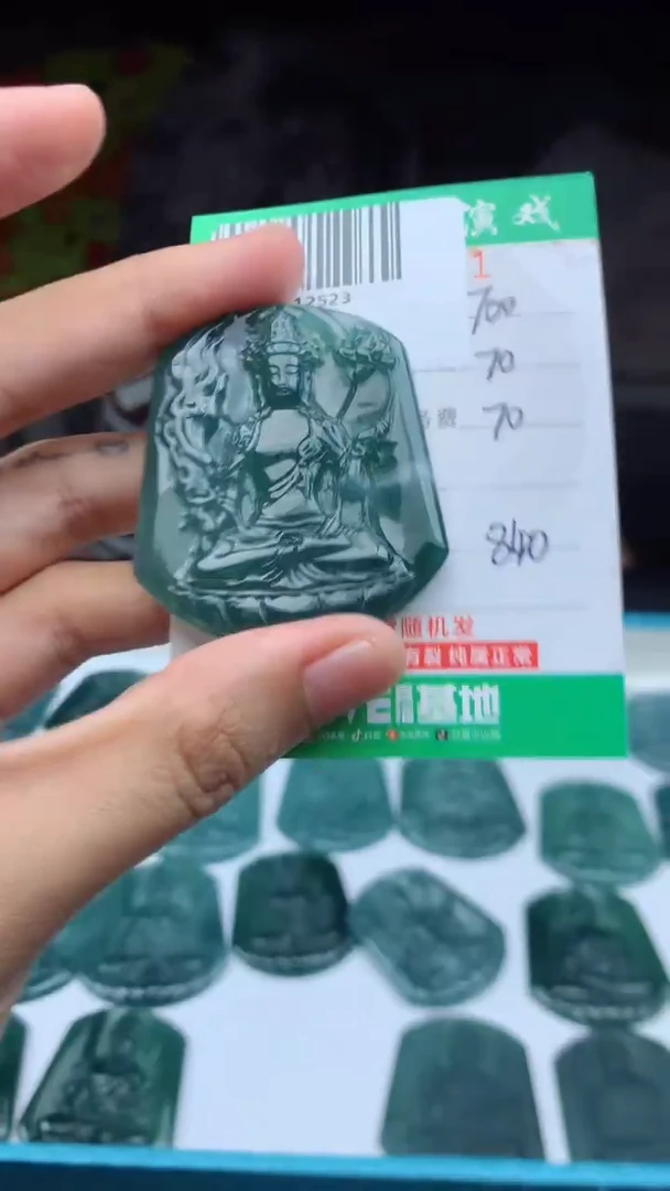 未镶嵌定制翡翠天然A货翡翠多样性发其一