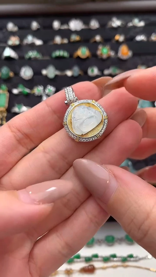 翡翠银S925镶嵌颈饰佛公