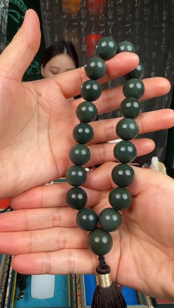 未镶嵌和田玉把件手持