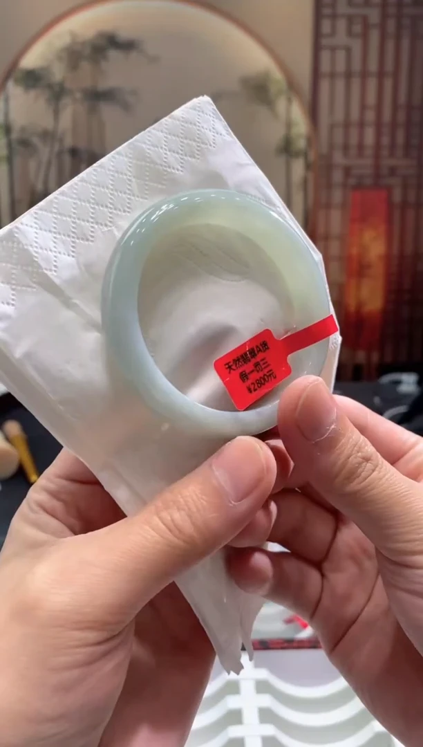 未镶嵌手镯翡翠000051870