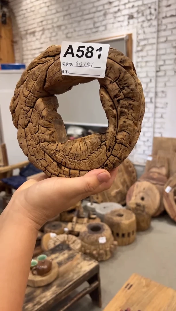 木（非红木类）摆件