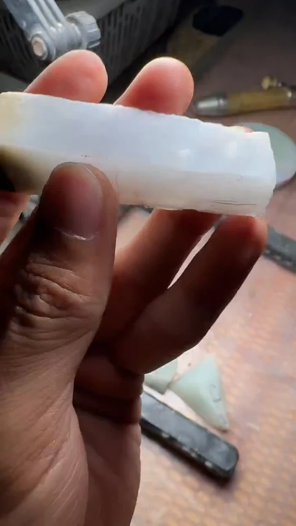 裸石翡翠大**米天然缅甸A货翡翠