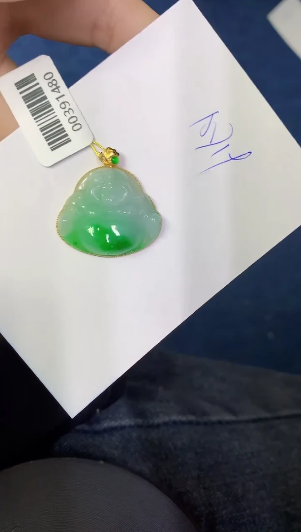 翡翠18K金镶嵌颈饰缅甸天然翡翠A货